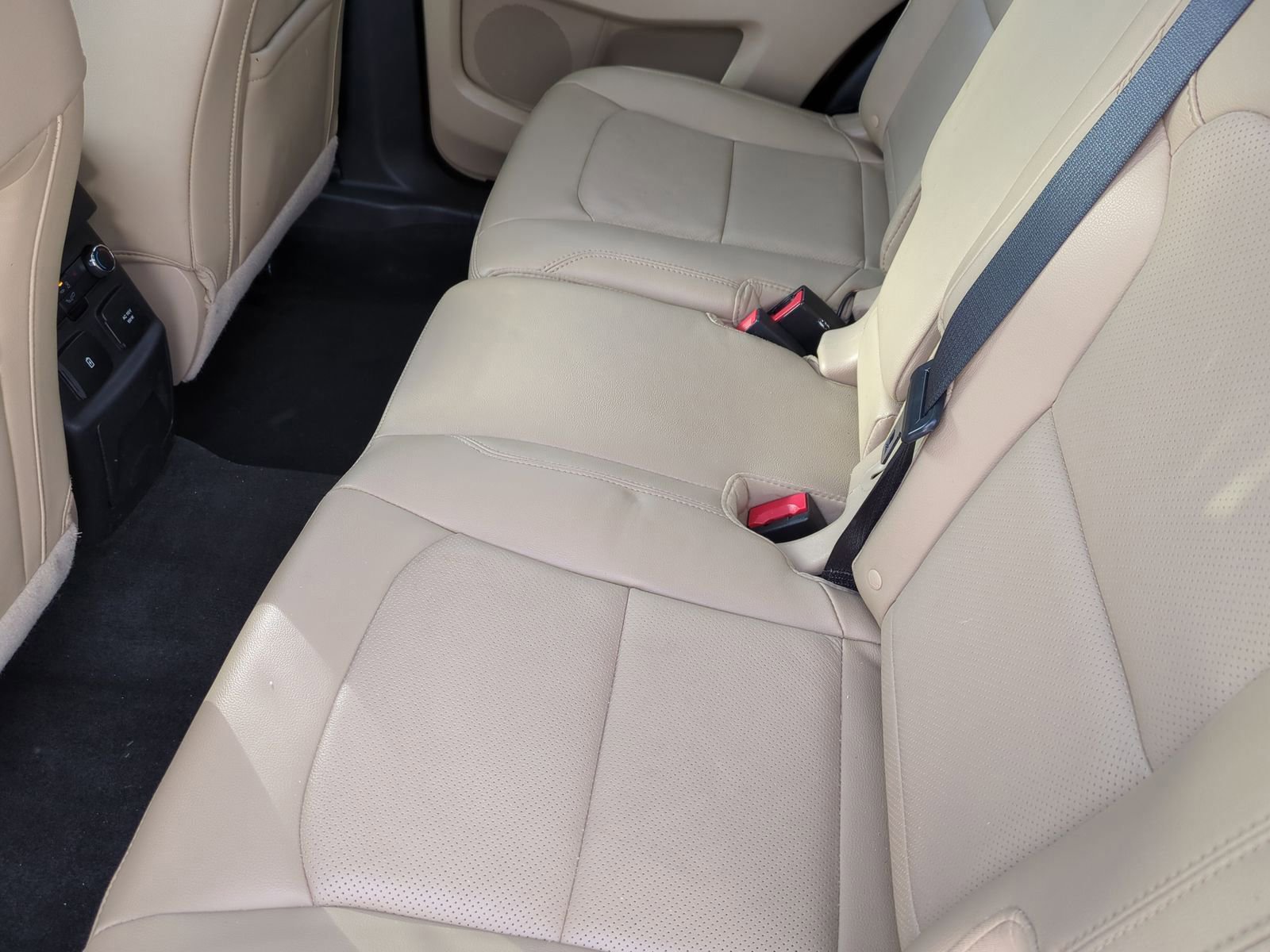 Certified 2017 Ford Explorer Limited w/ Equipment Group 301A image 27