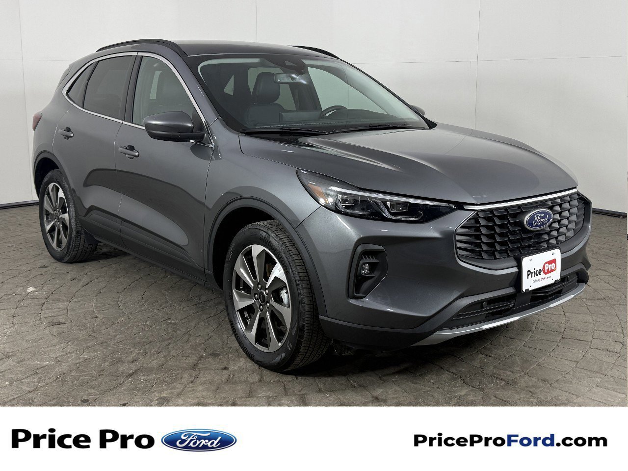 Certified 2025 Ford Escape Platinum image 5