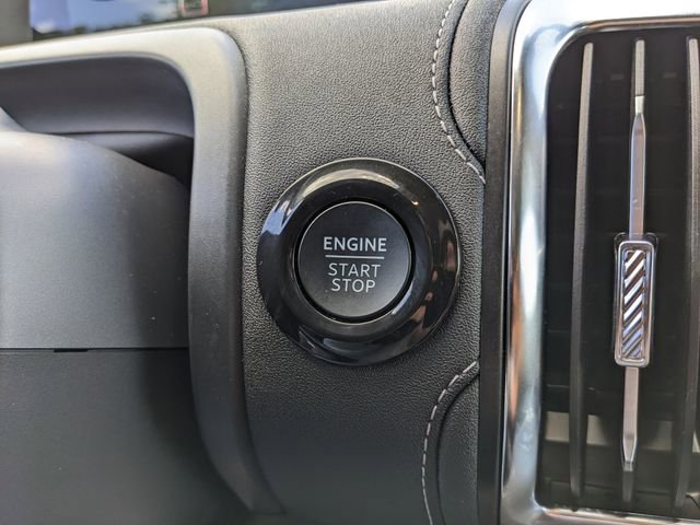 Certified 2025 Ford Expedition Platinum AWD/4WD image 29