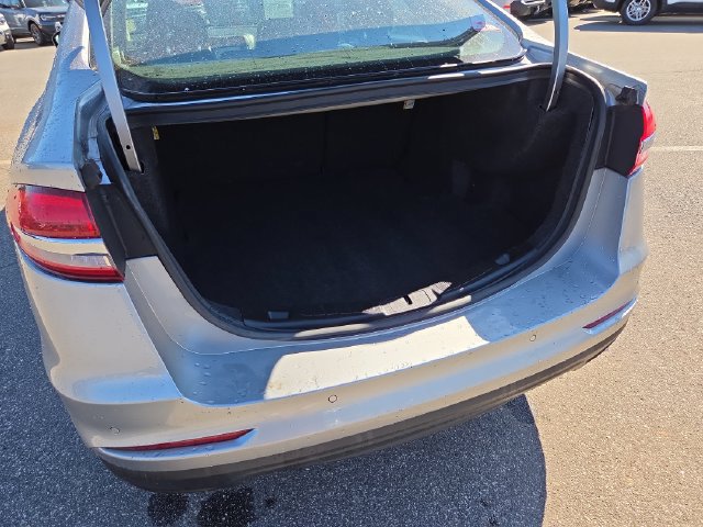 Certified 2020 Ford Fusion SE FWD image 27