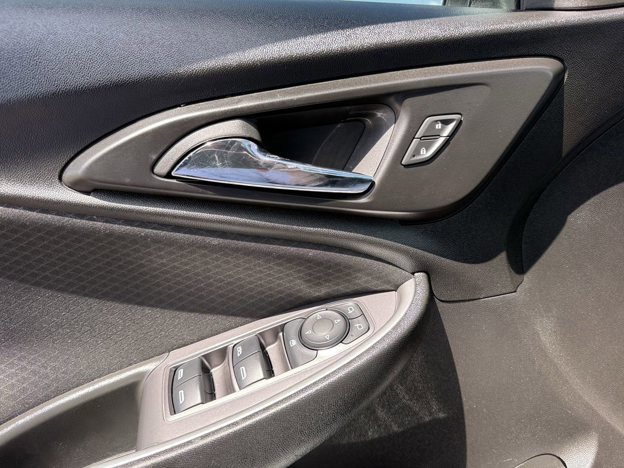 Used 2024 Chevrolet Malibu LT image 22