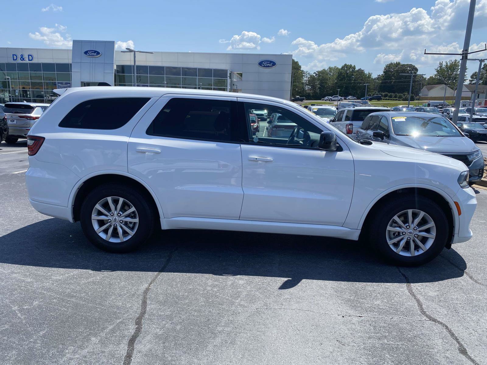 Used 2025 Dodge Durango GT RWD image 8