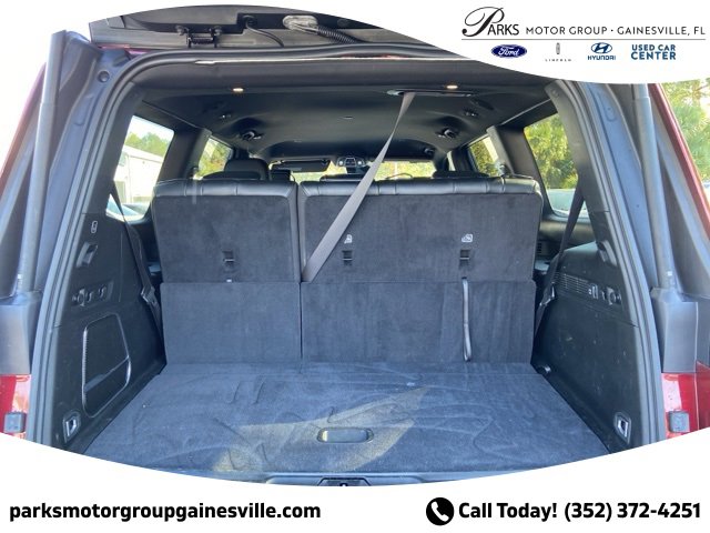 Used 2024 Jeep Wagoneer Series II w/ Flexible Seating Group image 12