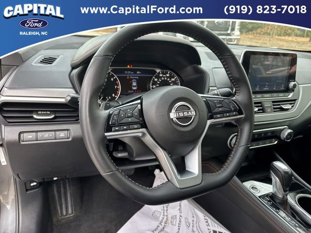 Used 2025 Nissan Altima 2.5 SR image 22