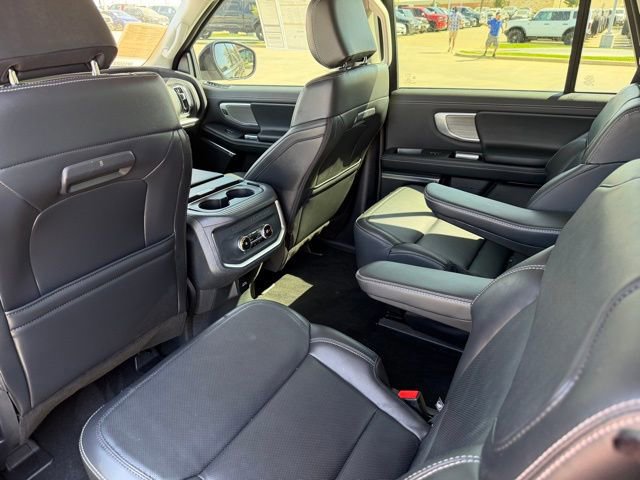 Certified 2025 Ford Expedition Platinum image 24
