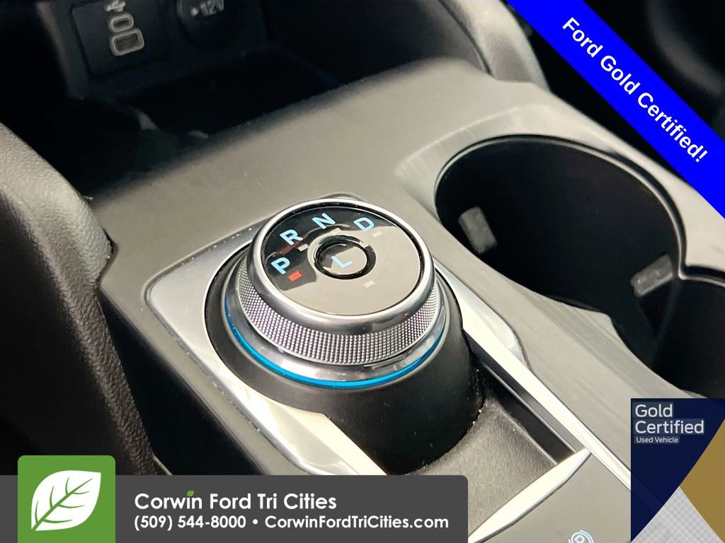 Certified 2025 Ford Escape Platinum image 10