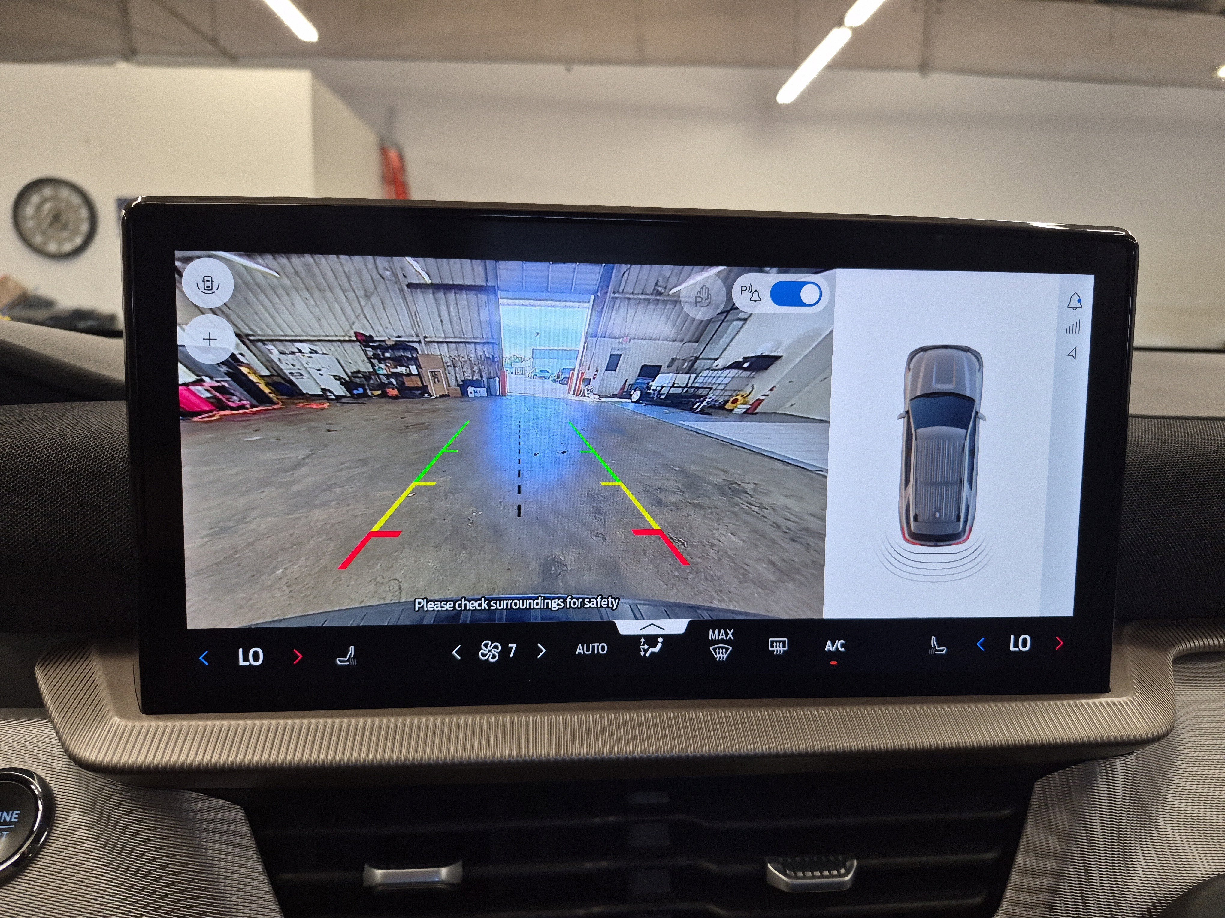 Certified 2025 Ford Explorer Active image 37