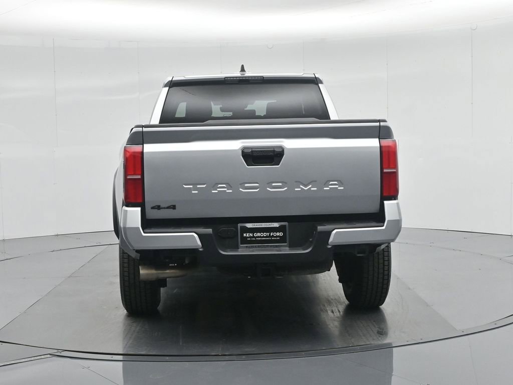 Used 2024 Toyota Tacoma TRD Off-Road image 23