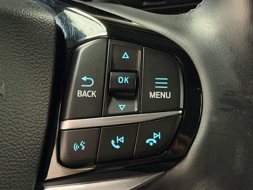 Certified 2023 Ford Explorer Platinum w/ Technology Package AWD/4WD image 39