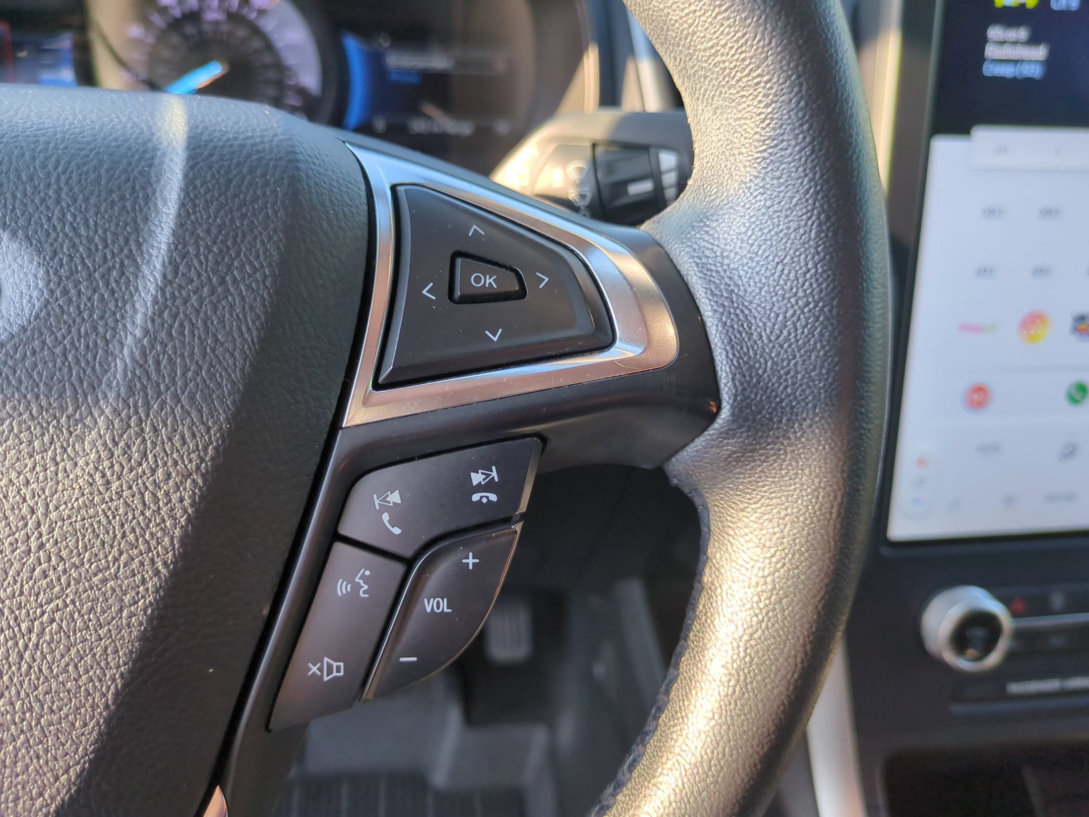 Certified 2023 Ford Edge SEL w/ Convenience Package AWD/4WD image 19