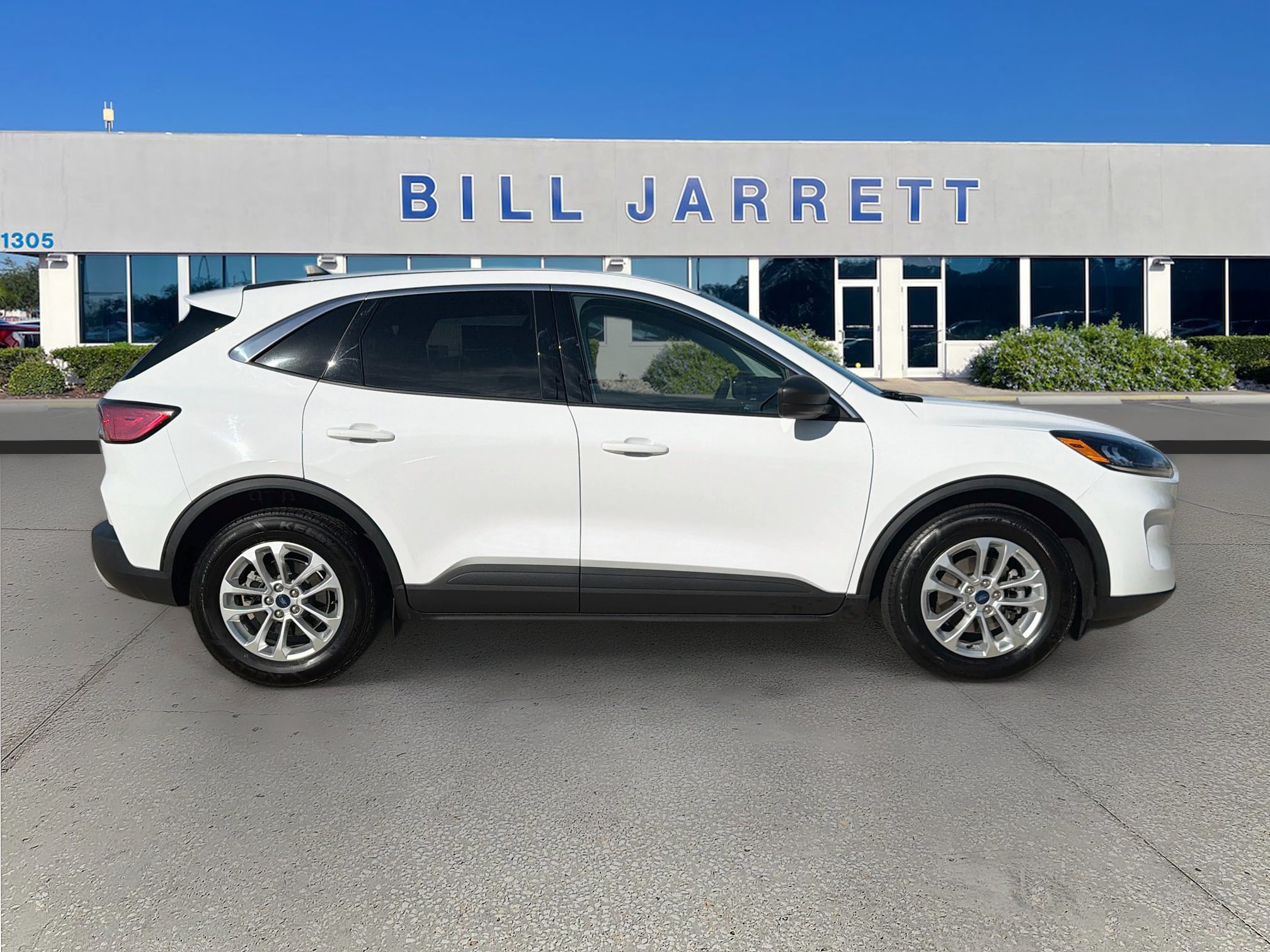 Certified 2022 Ford Escape SE w/ Convenience Package FWD image 8