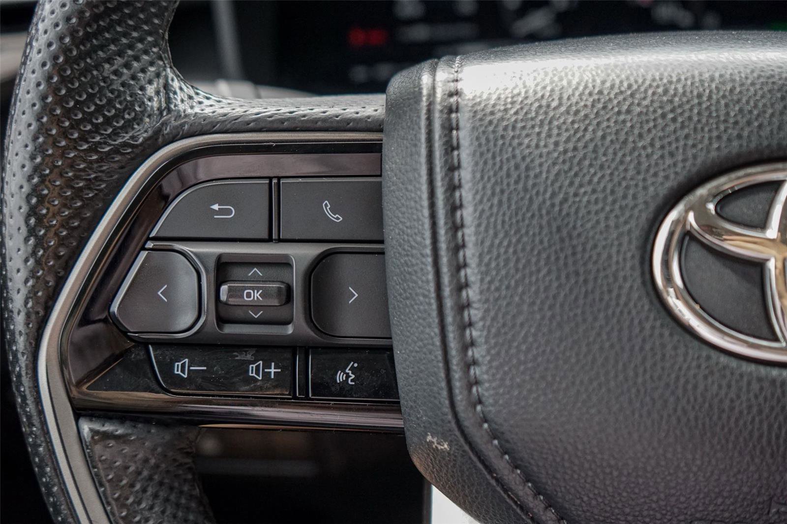 Used 2024 Toyota Tundra Limited image 18