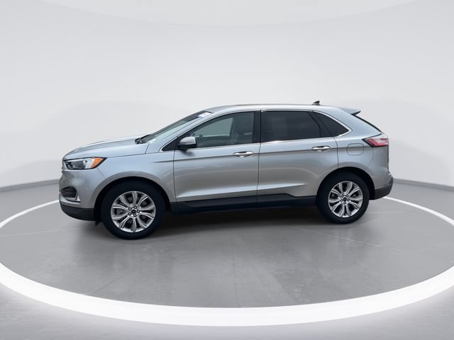Certified 2024 Ford Edge Titanium AWD/4WD image 4