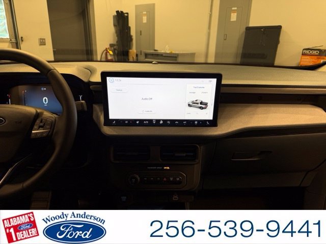 Certified 2025 Ford Maverick XLT w/ XLT Luxury Package AWD/4WD image 15