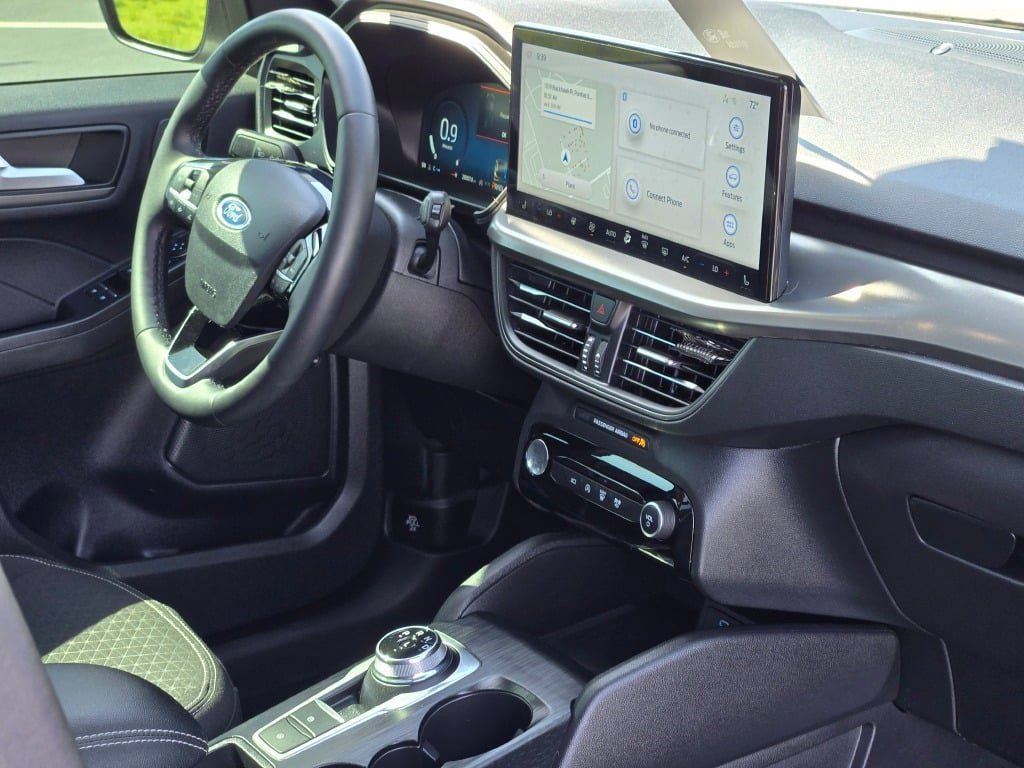 Certified 2023 Ford Escape Active w/ Tech Pack #2 AWD/4WD image 9