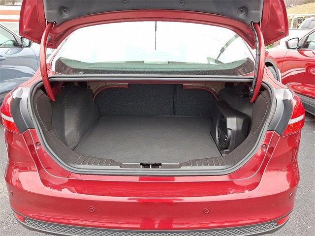 Certified 2017 Ford Focus Titanium w/ Titanium Technology Package image 32