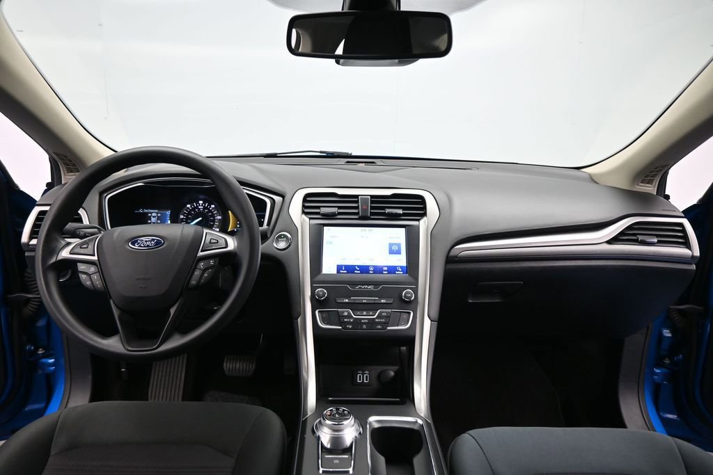 Certified 2019 Ford Fusion SE FWD image 19