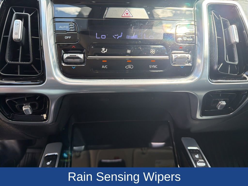 Used 2023 Kia Sorento SX AWD/4WD image 30