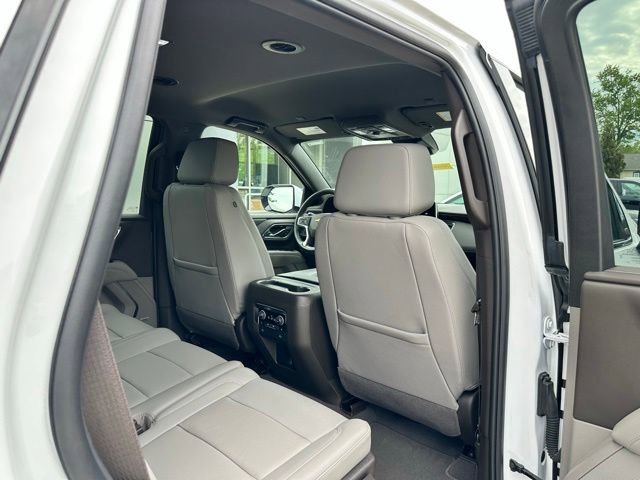 Used 2023 Chevrolet Tahoe LT w/ Luxury Package AWD/4WD image 47