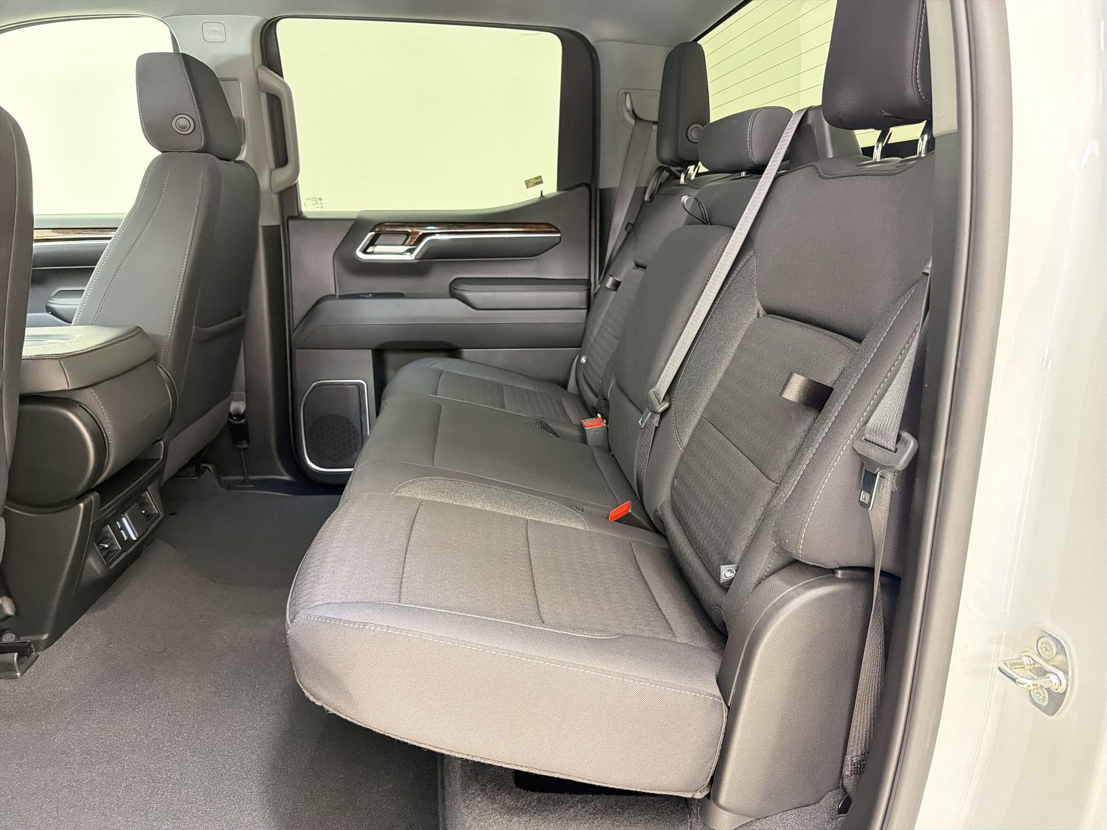 Used 2024 GMC Sierra 1500 Elevation AWD/4WD image 15