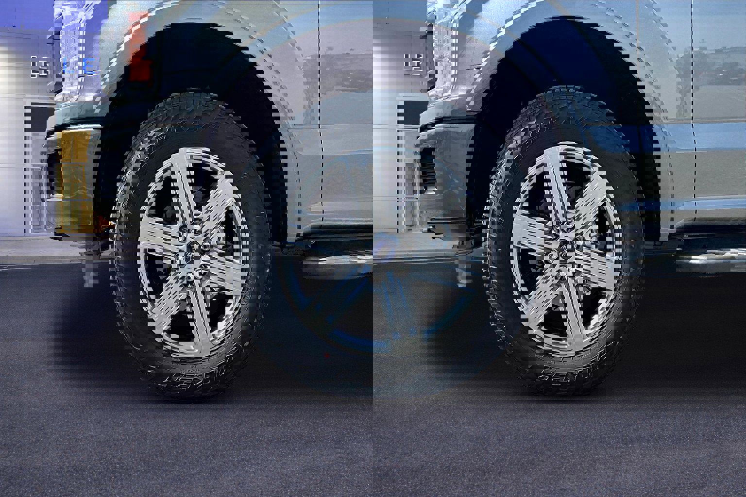 Certified 2019 Ford F150 XLT w/ Equipment Group 302A Luxury image 35