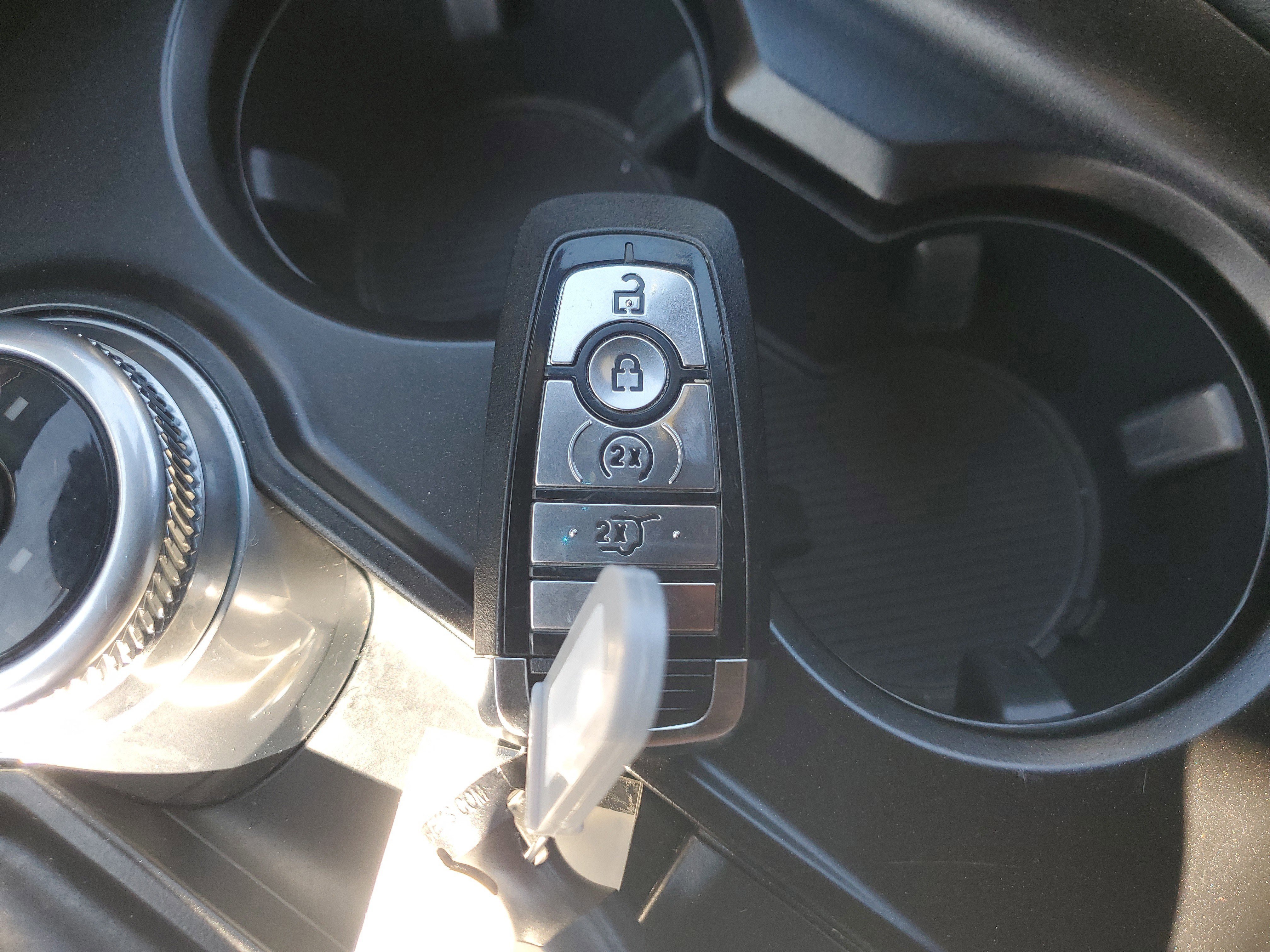 Certified 2025 Ford Explorer ST-Line image 31