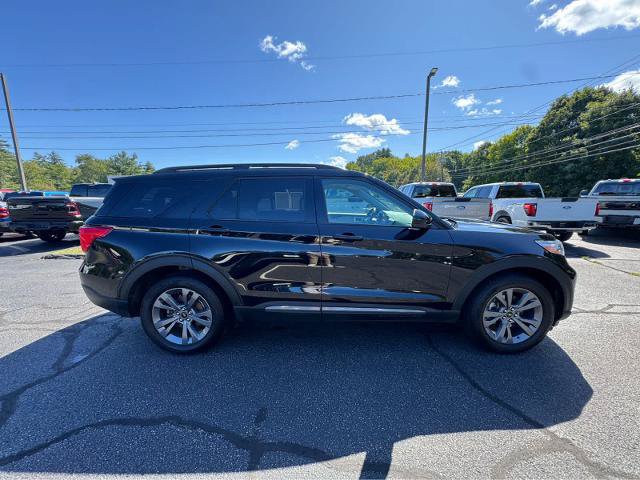 Certified 2023 Ford Explorer XLT w/ Equipment Group 202A AWD/4WD image 7