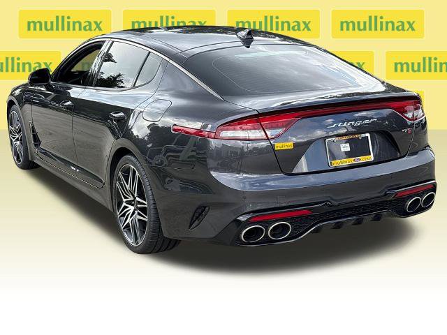 Used 2022 Kia Stinger GT2 w/ Red Interior Color Package RWD image 10
