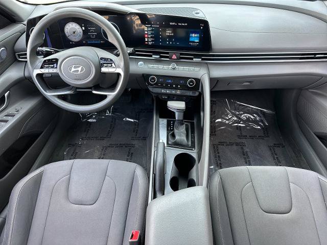 Used 2024 Hyundai Elantra SEL FWD image 12