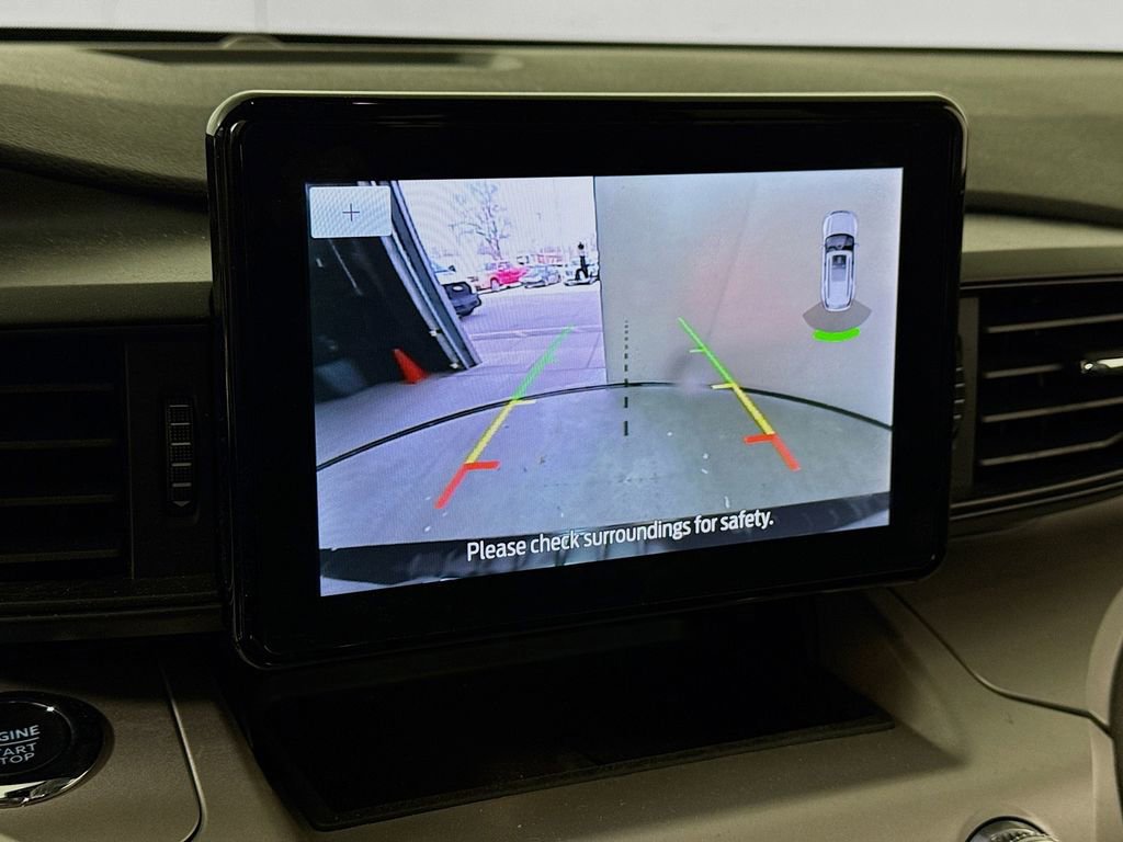 Certified 2023 Ford Explorer XLT image 10