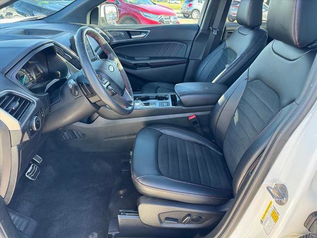 Certified 2024 Ford Edge ST-Line w/ Class II Trailer Tow Package image 10