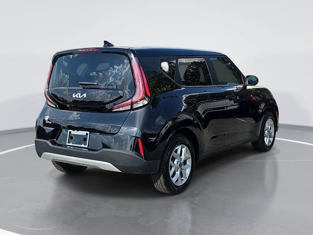 Used 2024 Kia Soul S FWD image 3