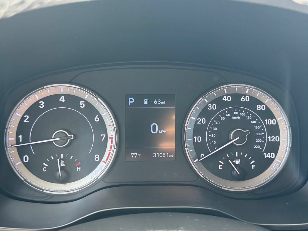 Used 2021 Hyundai Venue SEL w/ Cargo Package FWD image 32