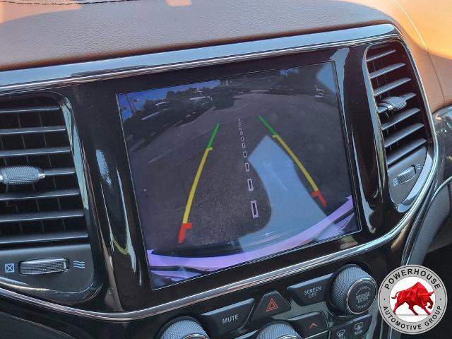 Used 2020 Jeep Grand Cherokee Overland RWD image 27