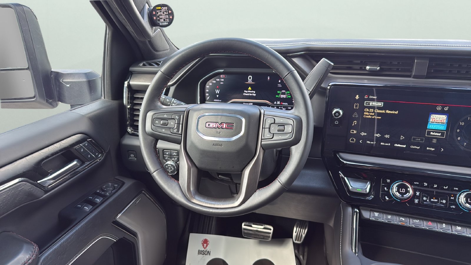 Used 2024 GMC Sierra 2500 AT4X AWD/4WD image 12