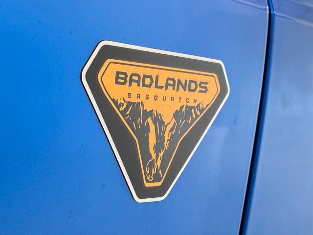 Certified 2022 Ford Bronco Badlands AWD/4WD image 13