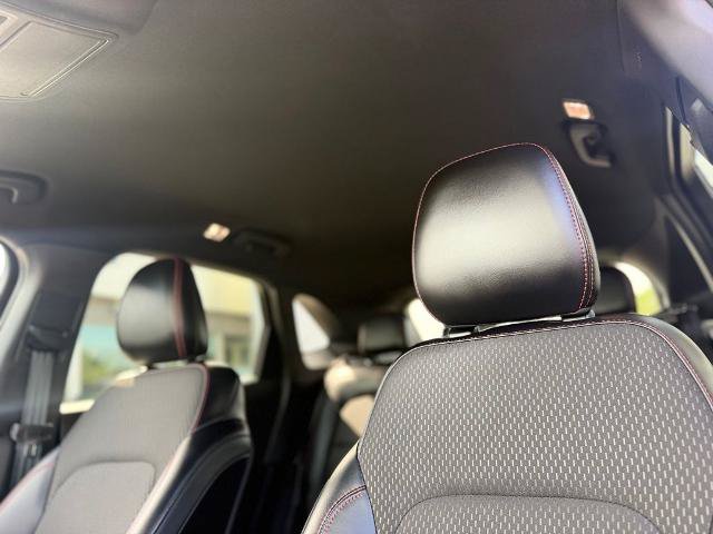 Certified 2025 Ford Escape ST-Line Select AWD/4WD image 17