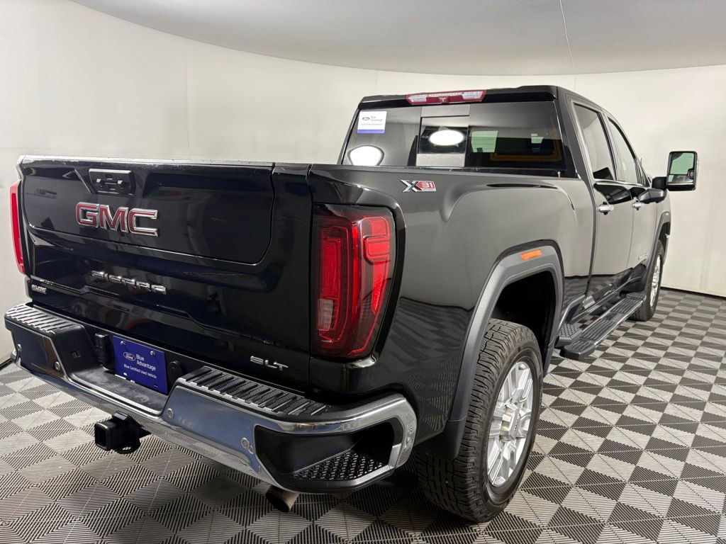 Used 2022 GMC Sierra 3500 SLT w/ SLT Premium Package image 5
