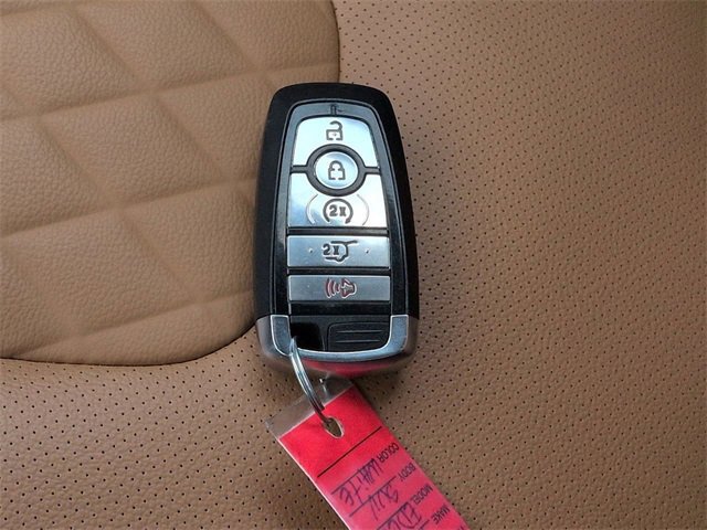 Certified 2024 Ford Edge Titanium w/ Titanium Elite Package image 29