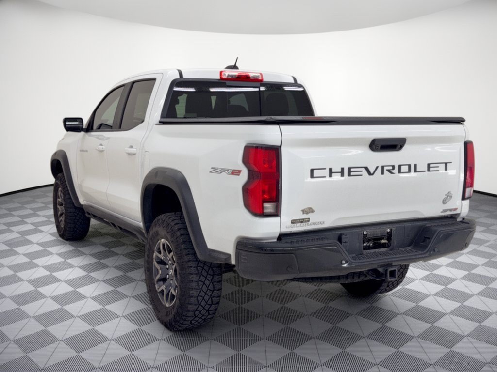 Used 2024 Chevrolet Colorado ZR2 w/ ZR2 Convenience Package III AWD/4WD image 3