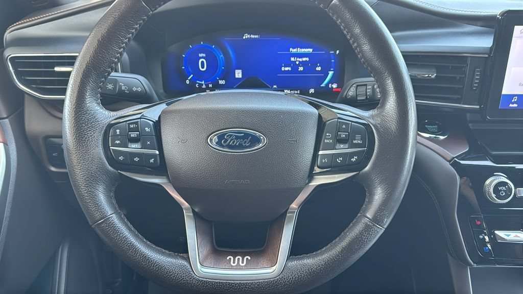 Certified 2023 Ford Explorer King Ranch RWD image 11