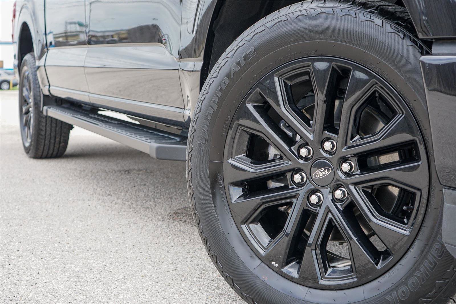 Certified 2024 Ford F150 Lariat w/ FX4 Off-Road Package image 7