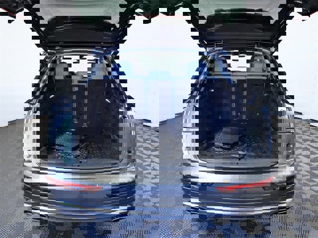 Used 2022 Audi Q5 2.0T Premium image 9