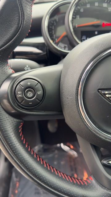Used 2019 MINI Cooper S image 9