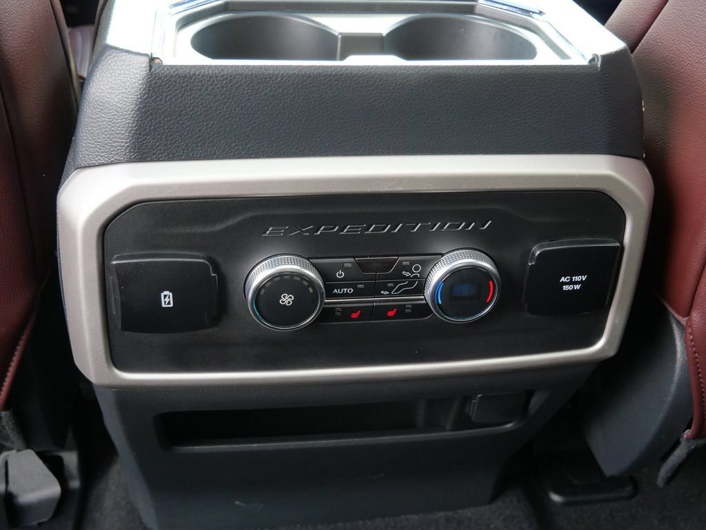 Certified 2024 Ford Expedition Limited AWD/4WD image 17