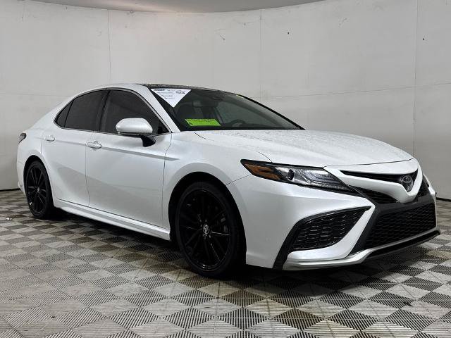 Used 2023 Toyota Camry XSE FWD image 1