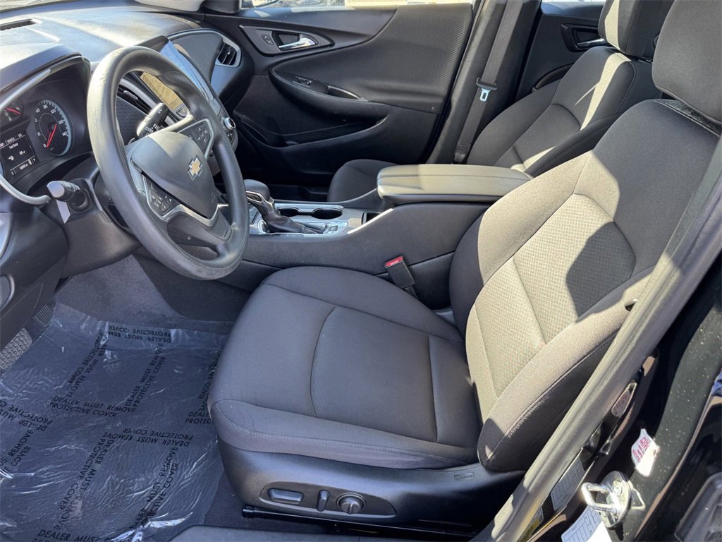 Used 2023 Chevrolet Malibu LT image 10
