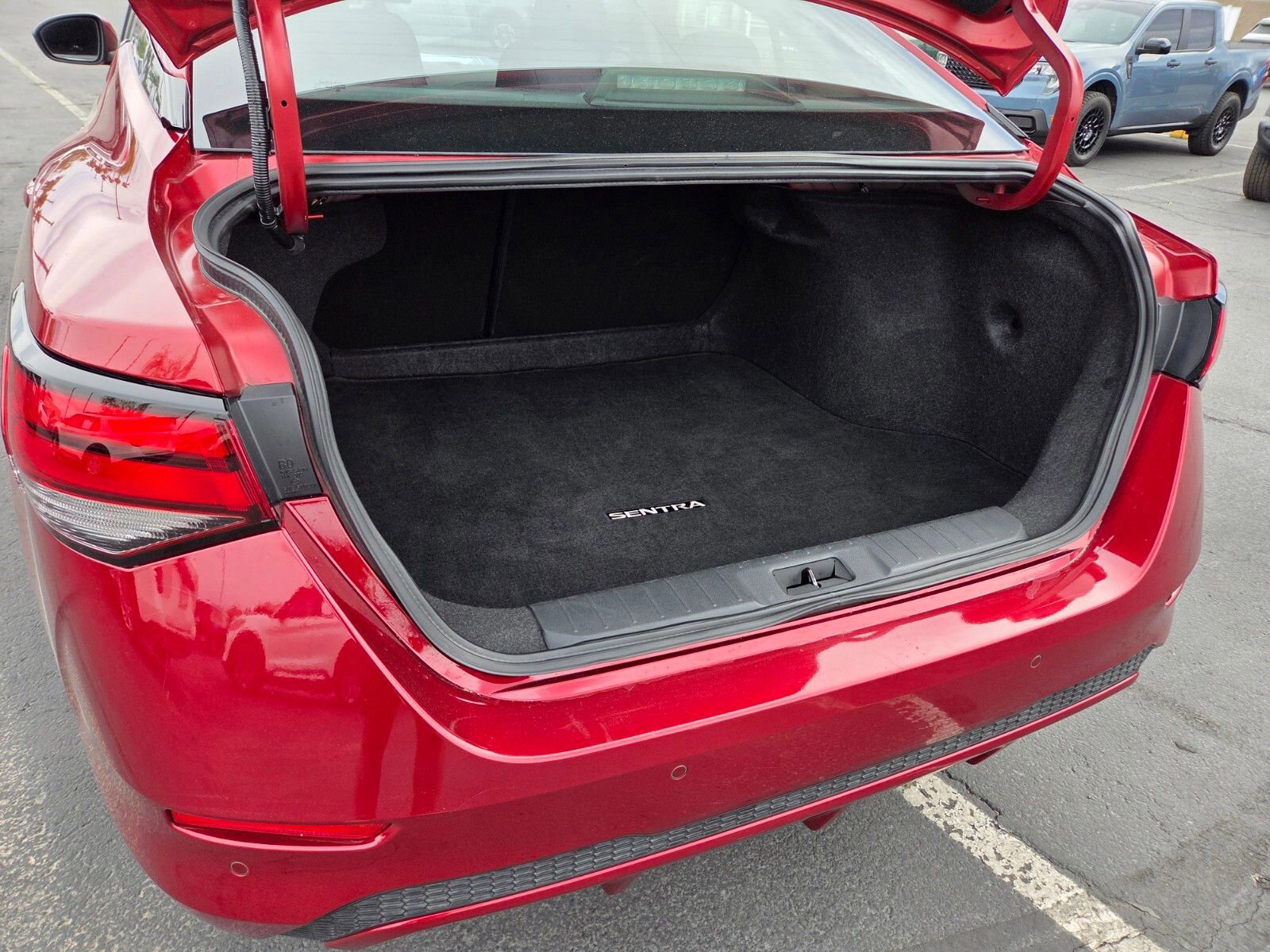 Used 2024 Nissan Sentra SV image 13