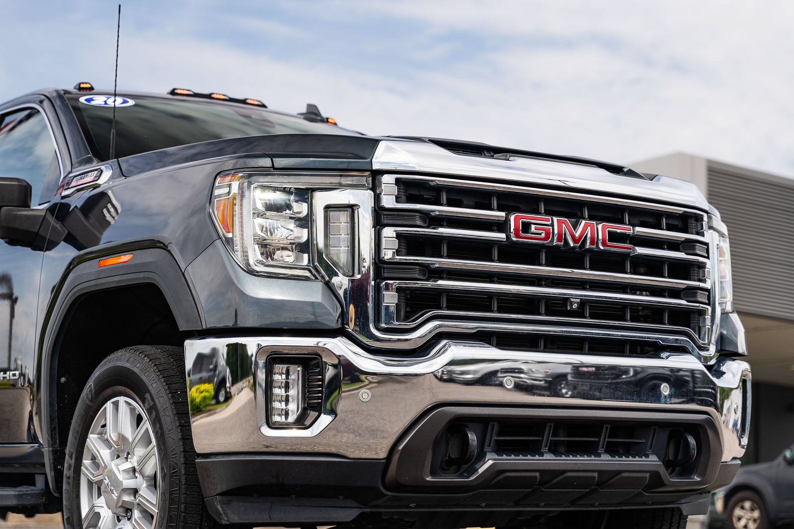 Used 2020 GMC Sierra 3500 SLT w/ SLT Premium Plus Package AWD/4WD image 10