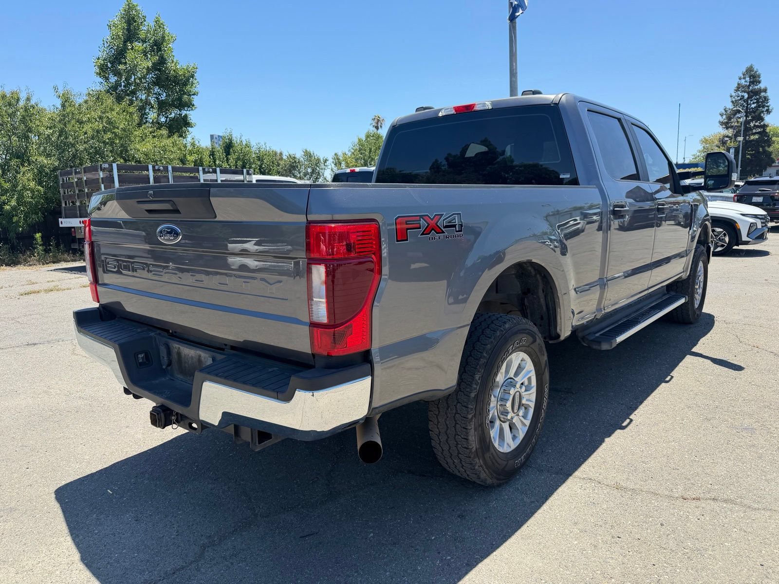 Certified 2022 Ford F250 XL w/ STX Appearance Package AWD/4WD image 5